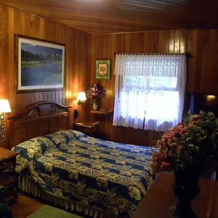 Hotel Akaskay โนวาฟริบูร์โก ภายนอก รูปภาพ