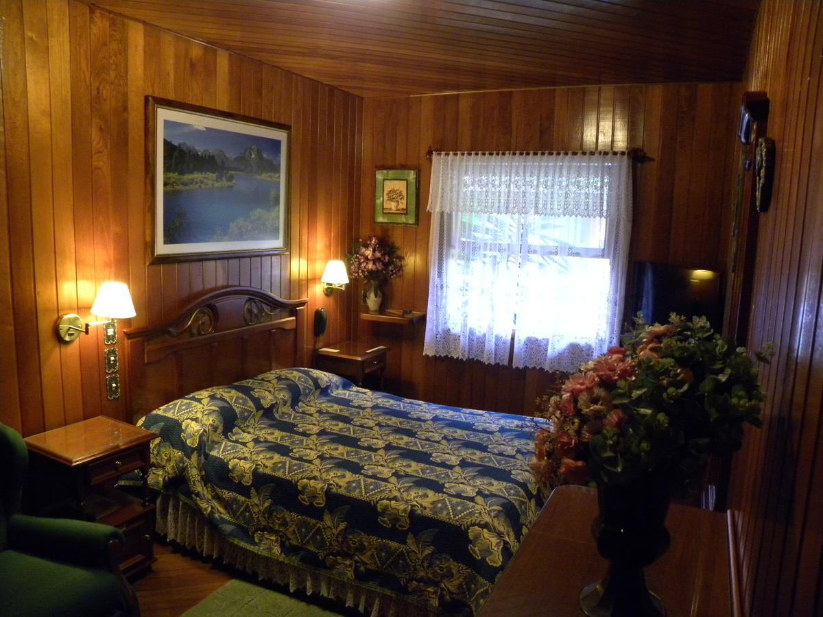 Hotel Akaskay โนวาฟริบูร์โก ภายนอก รูปภาพ